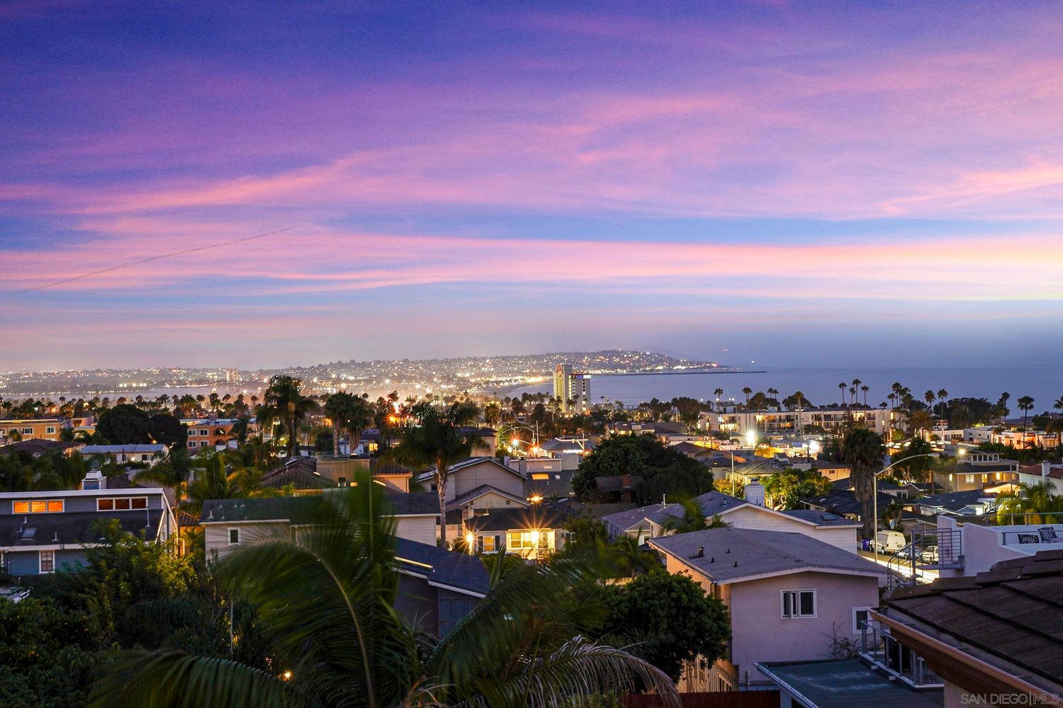 Dusk over the coast, looking south from the La Jolla hillside